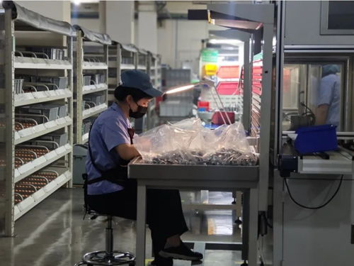 面對(duì) 燒烤 模式,看它們?nèi)绾?降溫